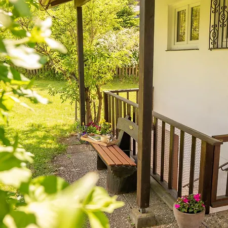 Schoene Aussicht By Interhome Сasa de vacaciones Dittishausen